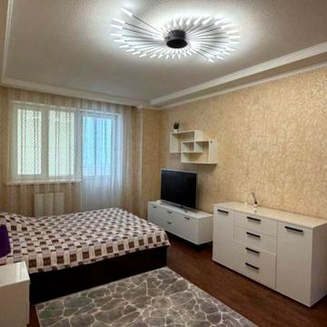 1 комнатая квартира в Центре на длительный срок