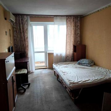 Своя 1 кімнатна здаю Ул.Комарова 10/1