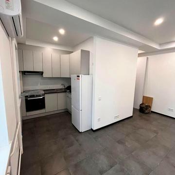 Велика Васильківська вул. (Червоноармійська), 122