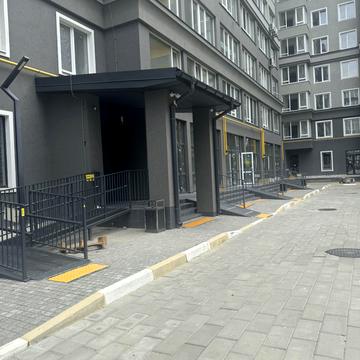 Івана Кожедуба вул., 3