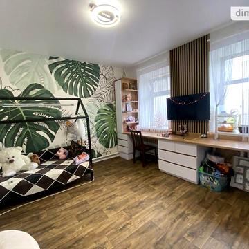 Продаж 5к Дім Івахненка Петра вулиця