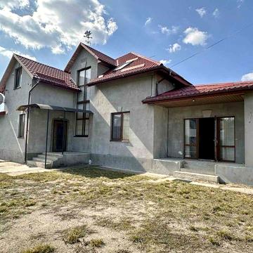 Продаж просторого будинку в м. Васильків