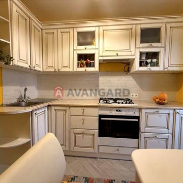 Продам 2к квартиру 55м с ремонтом КИРПИЧ ГАЗ Тополь3 р-н Сильпо безнал