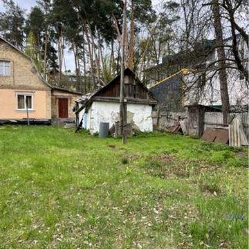 Частина будинку (5соток земля)