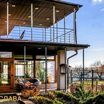 продам будинок з виходом на озеро в Безлюдівці