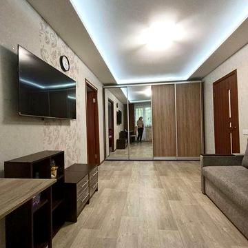 Здамо 2 квартиру, центр міста,  по вул.Перемоги, Сталеварів.