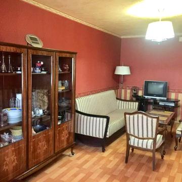 Продам 4-кім. кв.,вул Робоча 73.  АТБ