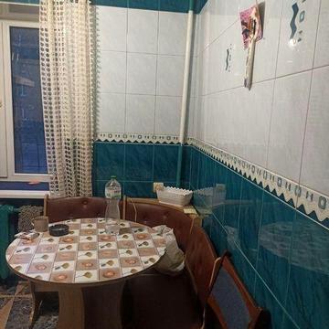 Продам 2х ком квартиру .