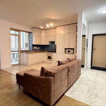 Продаж, 2 кім квартири з ремонтом; 69,4м2; новобудова ЖК Винники Львів