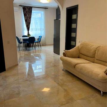 Оренда 2х кімнатної квартири в Центрі неподалік Скверу ім. Бабаєва