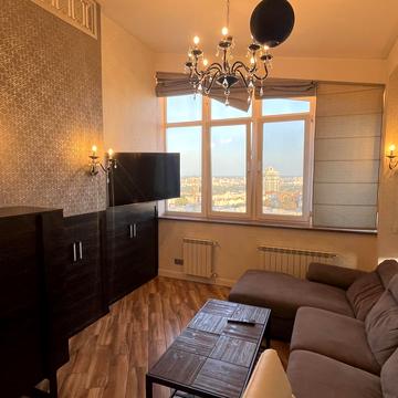 Кловський узвіз, 5