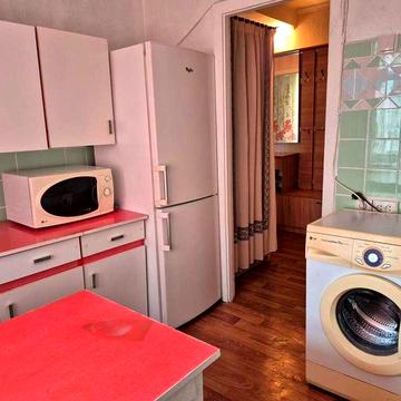 Оренда 2-кімнатна квартира на Русанівці, вул. Ентузіастів, 35