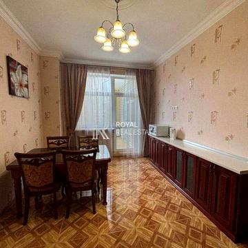 Оренда 1-кімнатної квартири 72 м2 5 поверх Центр столиці - м. Олімпійська 10 хв