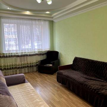 Здам 2к квартиру на Камʼянецькій
