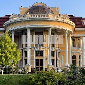 Оренда елітного 3-поверхового будинку з басейном, Лісники