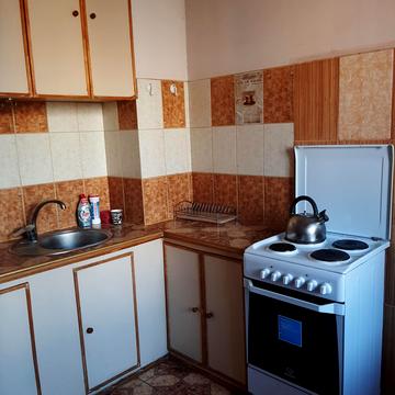 Михайла Грушевського вул., 39