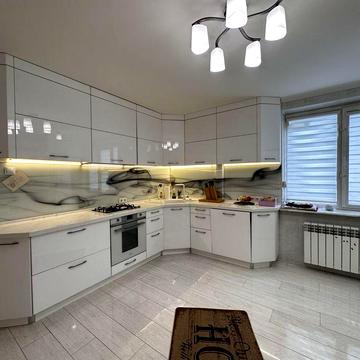 Просторная 4-комнатная квартира 164 м² с ремонтом на Таирова, ул. Королёва