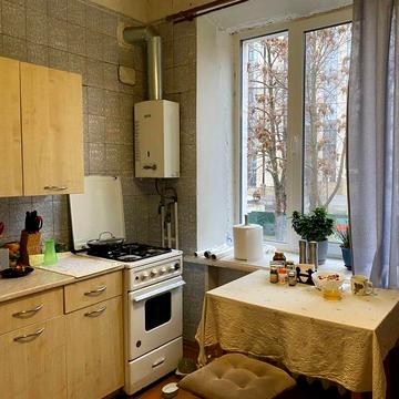 Продаж 2к квартири район парка Шевченко