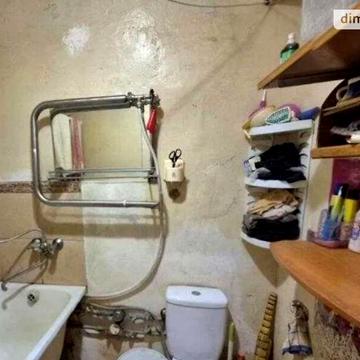 Продаж 2к Квартира Космонавта Комарова вулиця
