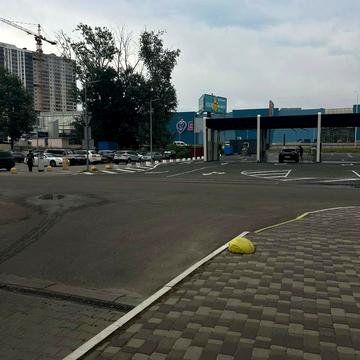 Інститутська вул., 101