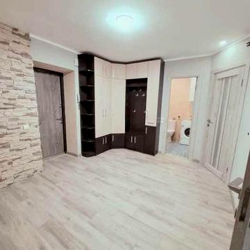 Здам в оренду великогабаритну 3-и кімнатну квартиру на Ковалівці.