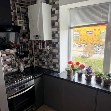 Продаж 2х кімнатної квартири вул.Київська 103