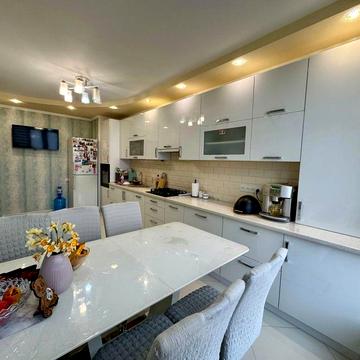 Продається Затишна 2км квартира з гарним краєвидом в новобудові вул. Руська ЖК Чернівціжитлобуд