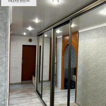 Продам чудову трикімнатну квартиру, район Попова (Героїв України).