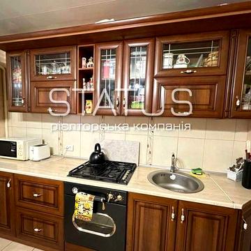 Продаж квартири в новобудові. Індивідуальне опалення. Поділ.