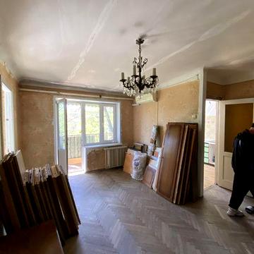 Без Комісії!Продаж Дво кімнатної квартири по вулиці Ольжича 3