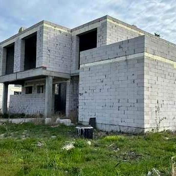 Земельна ділянка з недобудованим будинком, Нові Безрадичі, 16,6 сот.