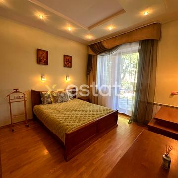 Чумацька вул., 12