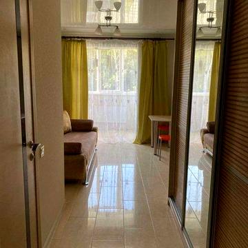 Продам охайну 1-нокімнатну студію в новобудові біля метро. ЖК Олексіївські Акварелі