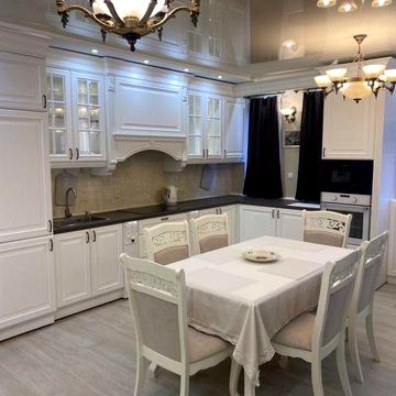 Оренда розкішної 3-х кімнатної квартири в Ж К «West Tower”