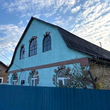 Будинок біля ринку