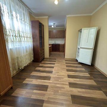 Здається  студія однокімнатна вулиця  Руставеллі