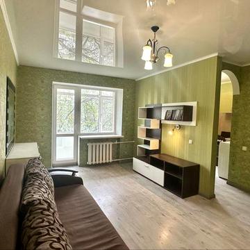 Вільна! Перша здача! 1-кімн кв 3/5 пр Металургів