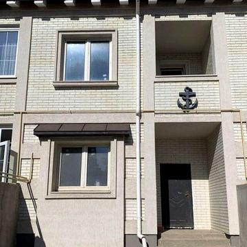 Продам дом из красного кирпича в Элитном ЖК "Зеленый Мыс ". АОГВ.  Полный пакет документов