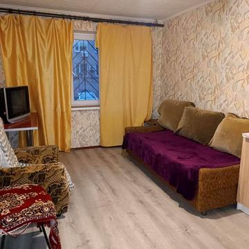 3хкомн, помісячно, довгостроково, 1поверх, Соцмісто