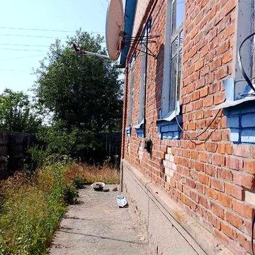 В продаже кирпичный дом 96 м2 с дополнительным паем, г. Люботин  SM
