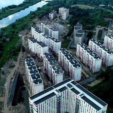 S Продам  1 комнатную евро- двушку просторную 2- х стороннюю  в новострое ЖК Птичка