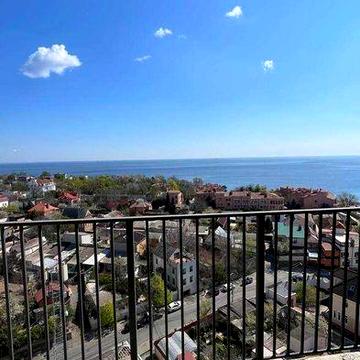 У продажу велика однокімнатна квартира з панорамним видом на море в ЖК «Посейдон» — 5 хвилин до пляжу!