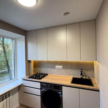 Продам двокімнатну квартиру