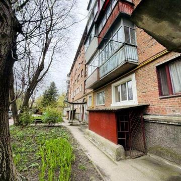 3 кімнатна по вул. Зарічанська