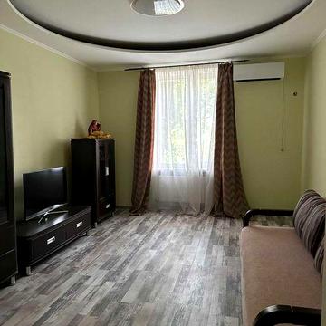 Продам 3-х комнатную в центре Сертификат