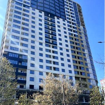 Квартира в центрі ЖК Святотроїцький