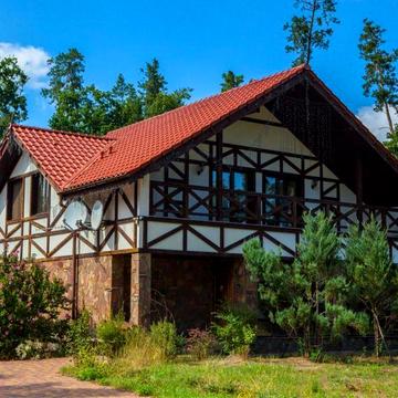 Будинок в с. Сокирно на березі річки