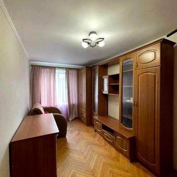 Продам затишну 2к.квартиру м-н Каскад