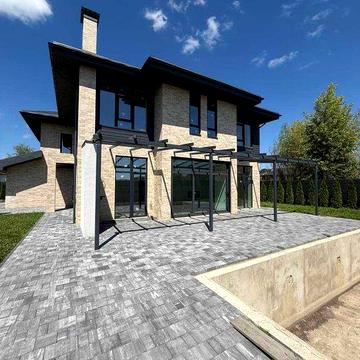 Ексклюзивний  будинок 395 м² з якісним ремонтом в Лісниках, 11,5 соток, басейн, газ  - 1200000уо.