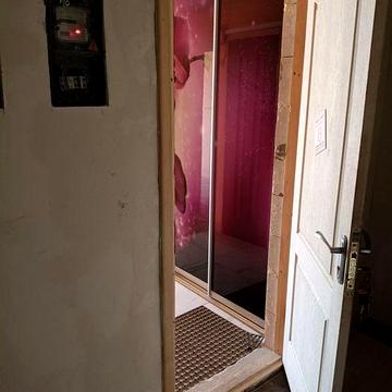 Власник.виїзд за кордон  терміново продам квартиру ж.д. вокзал.  Житловий стан